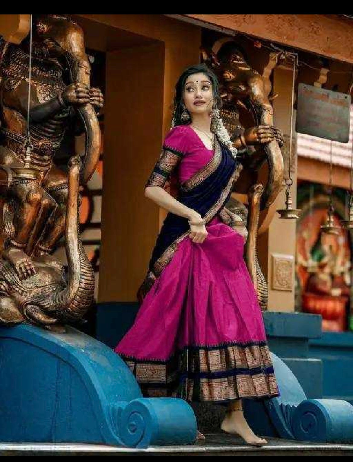 Riwaayat Kanjivaram Lehenga