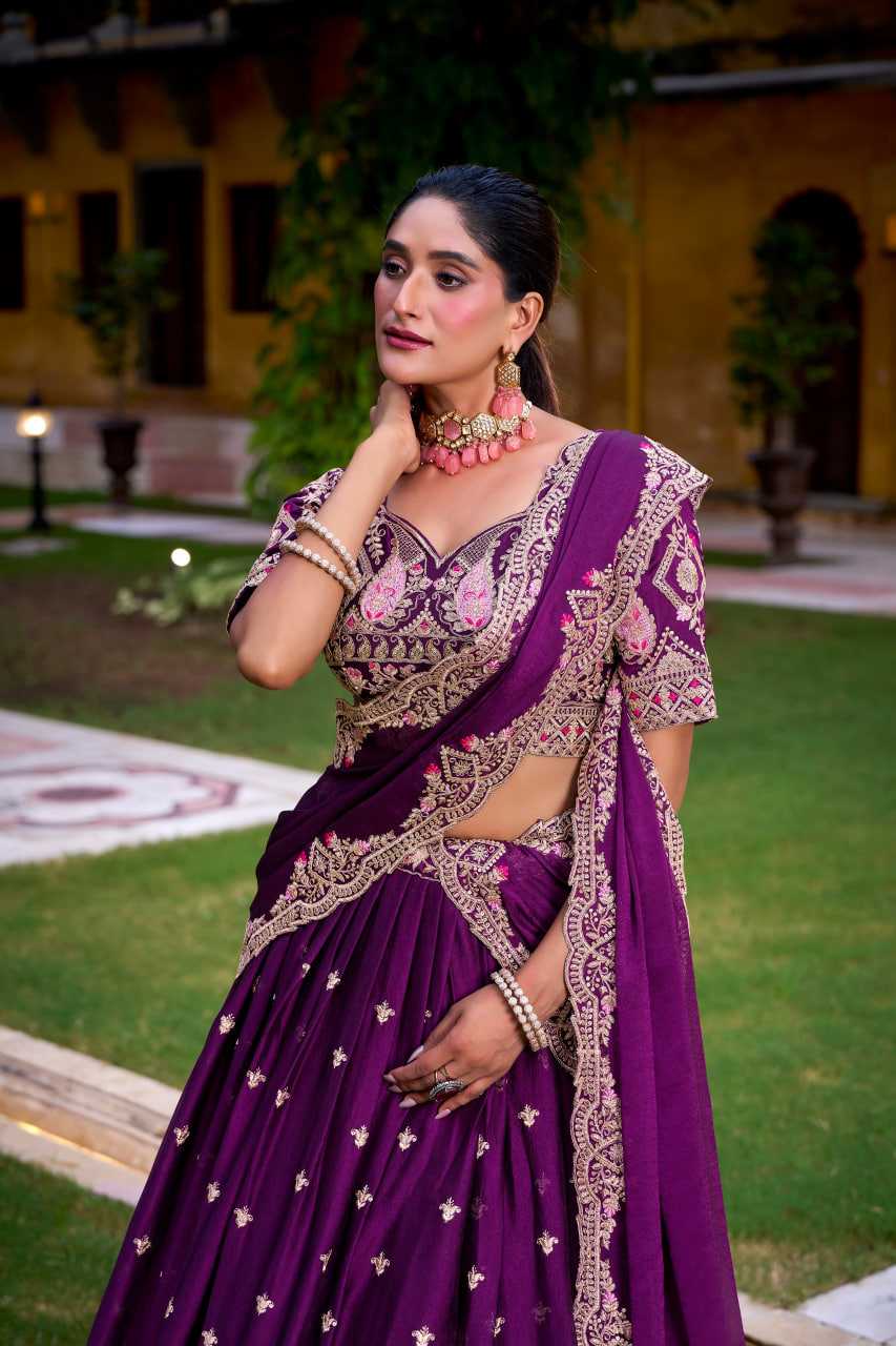 Riwaayat Crush Silk Lehenga