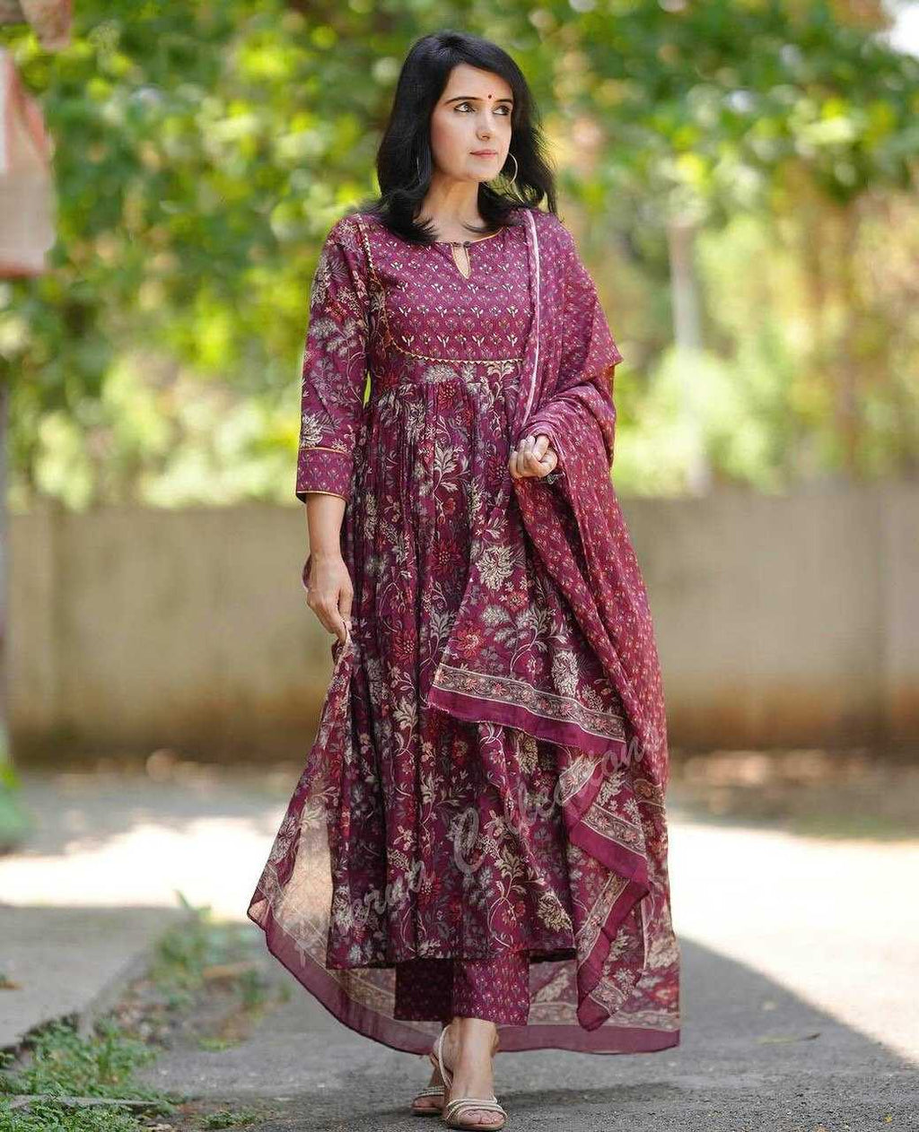 Riwaayat Rayon Kurti With Pants